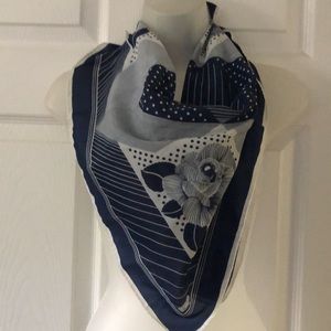 VTG Robinson Golluber Patchwork square scarf Blue White